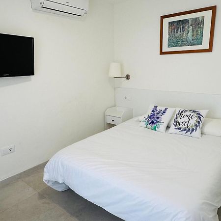 Almuñécar Apartamentos Turisticos Victoria מראה חיצוני תמונה