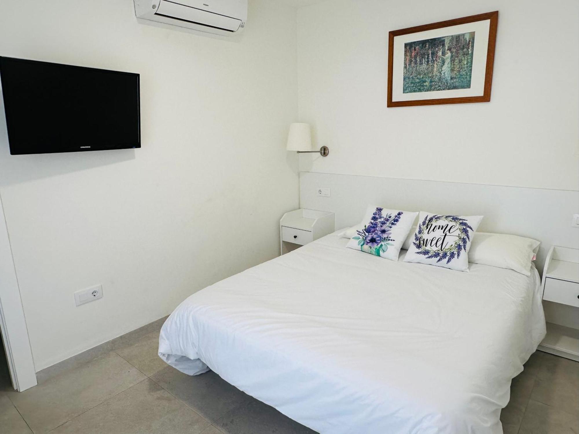 Almuñécar Apartamentos Turisticos Victoria מראה חיצוני תמונה